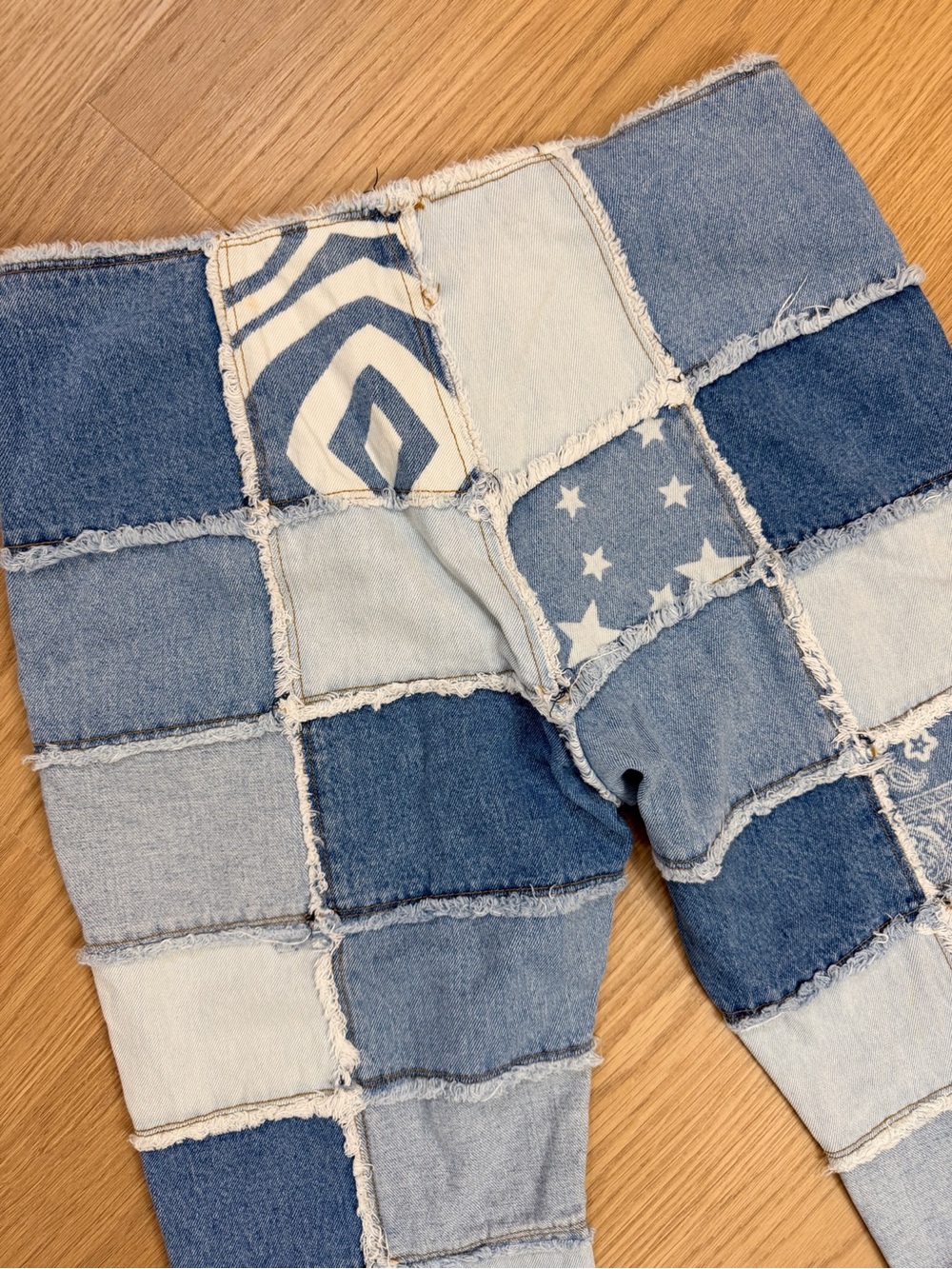 No Boundaries Patchwork Y2K Jeans - Picture 6 of 7